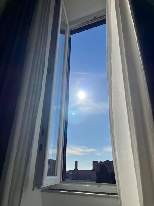 Camera X2 Con Magnifica Vista Sul Chiostro Di Michelangelo E Le Terme Di Diocleziano روما المظهر الخارجي الصورة