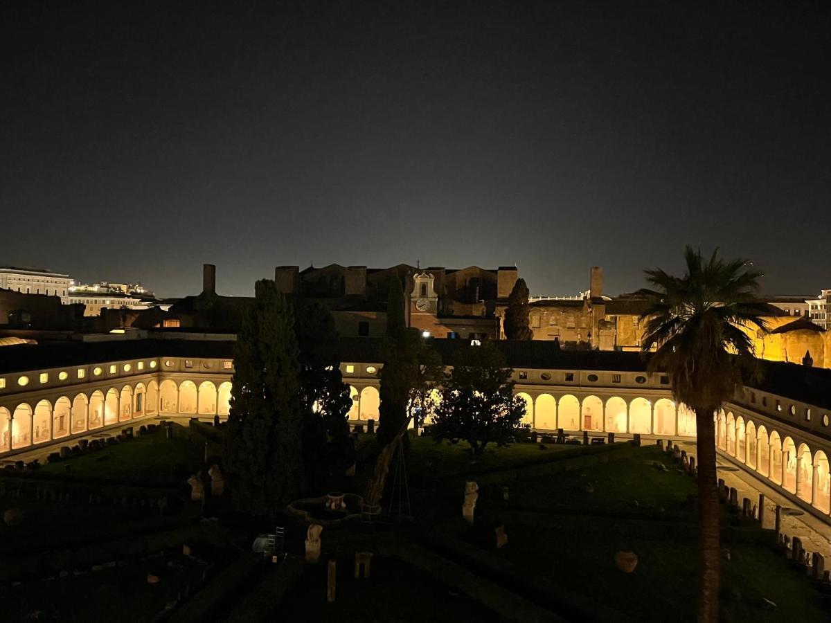 Camera X2 Con Magnifica Vista Sul Chiostro Di Michelangelo E Le Terme Di Diocleziano روما المظهر الخارجي الصورة
