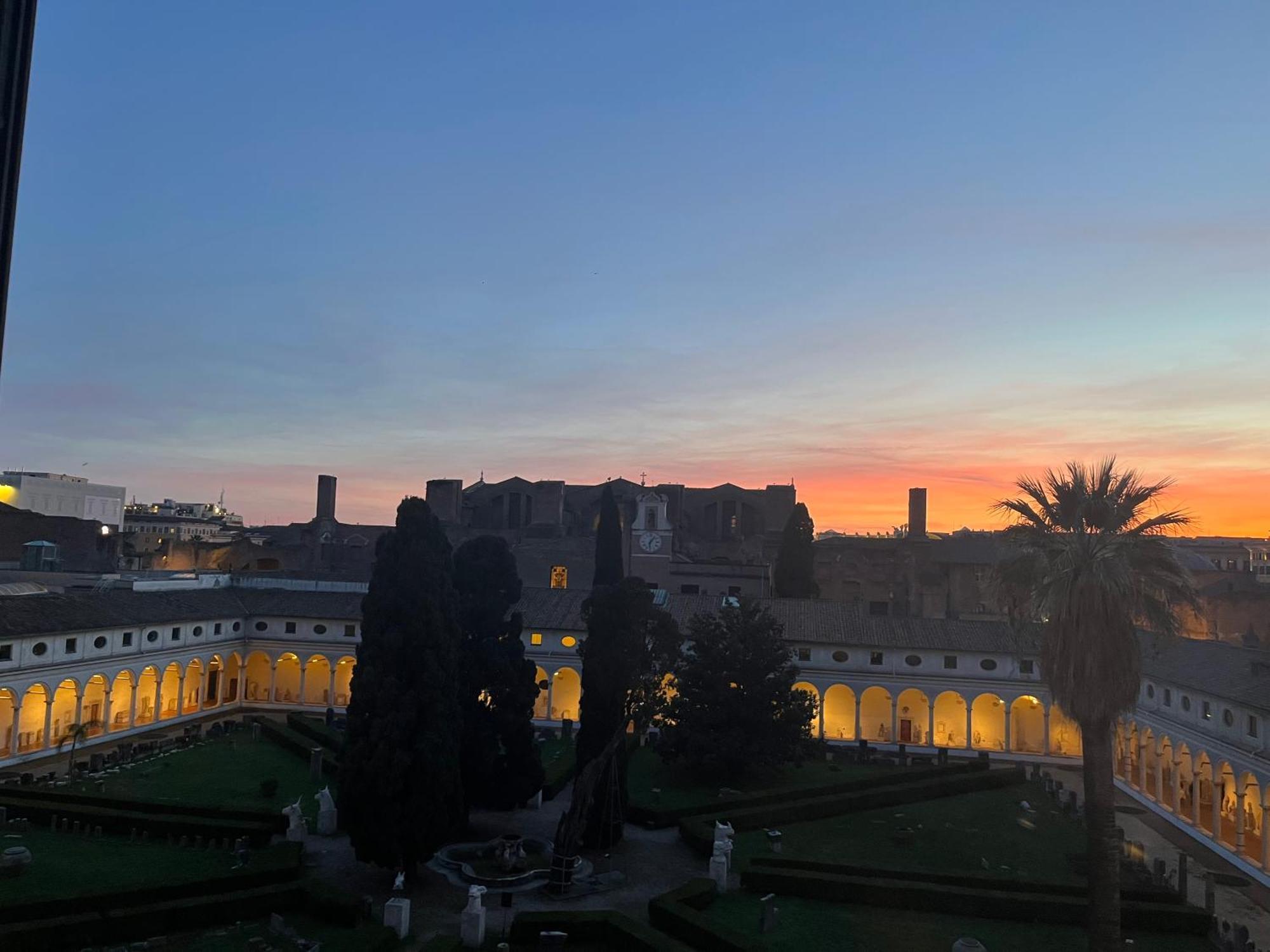 Camera X2 Con Magnifica Vista Sul Chiostro Di Michelangelo E Le Terme Di Diocleziano روما المظهر الخارجي الصورة